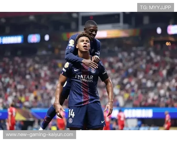 巴黎五球狂奏凯歌，卢卡斯与登贝莱左右开弓制造混乱的商业解码